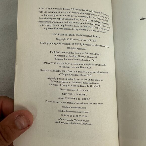 Lilac Girls: A Novel By Martha Hall Kelly Paperback 2017 WWII Historical Fiction - Picture 3 of 3